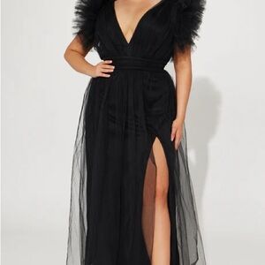 Elegant Black Evening Gown